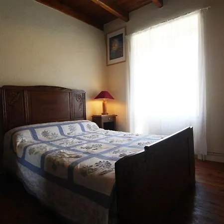 Maison En Pierres Avec Cheminée Et Jardin - Proche St-paulien - Fr-1-582-305 * Saint-Geneys-pres-Saint-Paulien